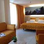 Olevano ゲストハウス 4*